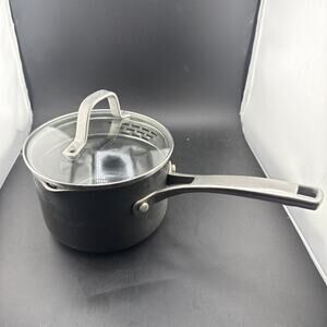 Calphalon Classic 1.5 Qt Sauce Pan Double Pour Strainer Lid Cook Quality
